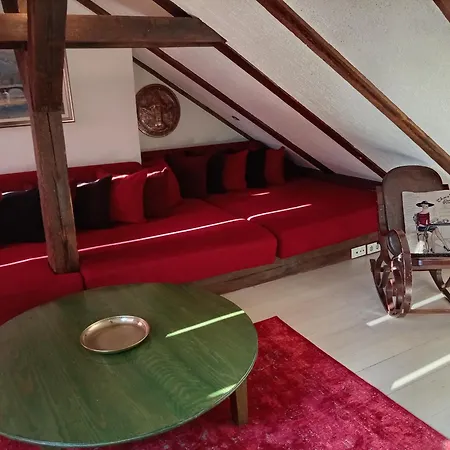 Apartmán M Dvor 88