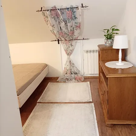 M Dvor 88 Apartman Szarajevó